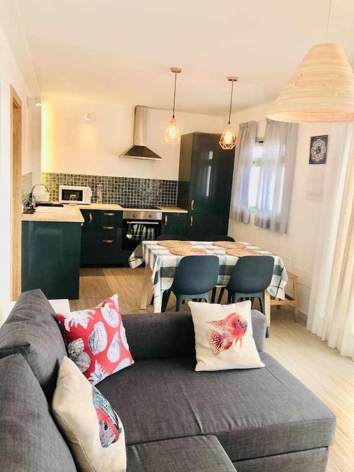 Casa Anclada En La Santa- 4 Apartamentos Frente Al Mar- 1ª Linea Solarium Barbacoa Δωμάτιο φωτογραφία